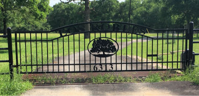 Double arch classic gate from Brenham Iron Works.